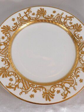 White Minton Dinner Plate with Raised Gold Trim #  24825